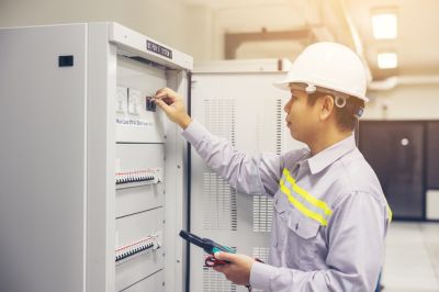 Get Safe and Reliable Breaker Box Installation!