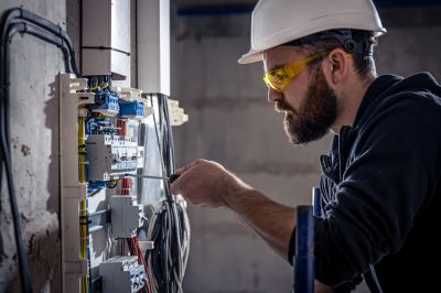 Identify and Fix Issues in an Electrical System!