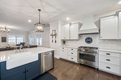 Bring Out The Best Aspects of Your Kitchen With Professional Lighting Solutions!